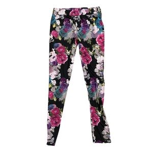 D-Signed Girls Size 10-12 Flower Leggings